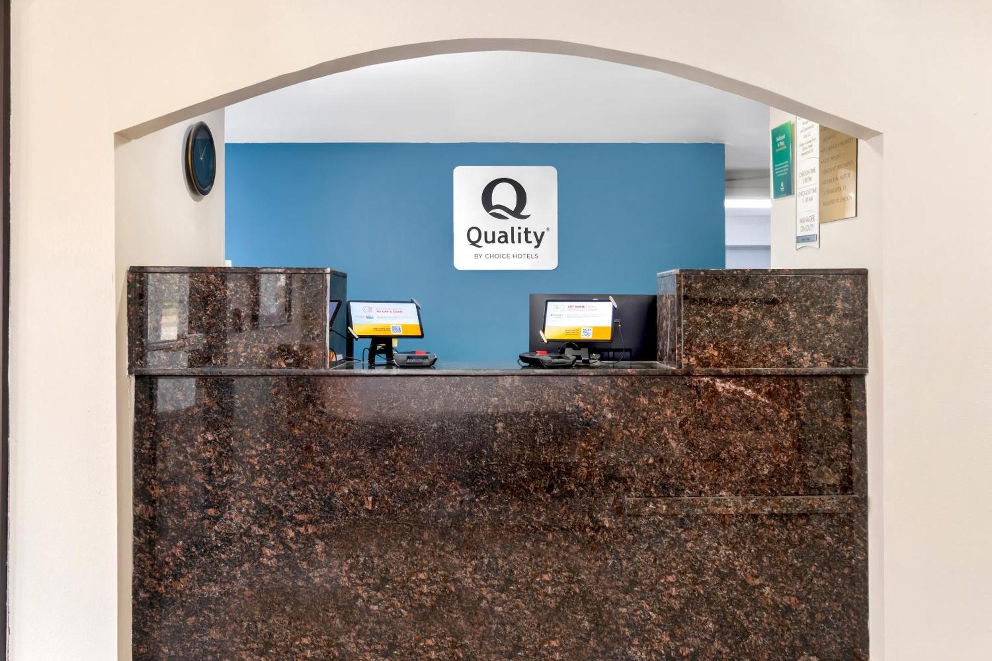 Quality Inn & Suites Decatur Priceville I-65 Екстериор снимка
