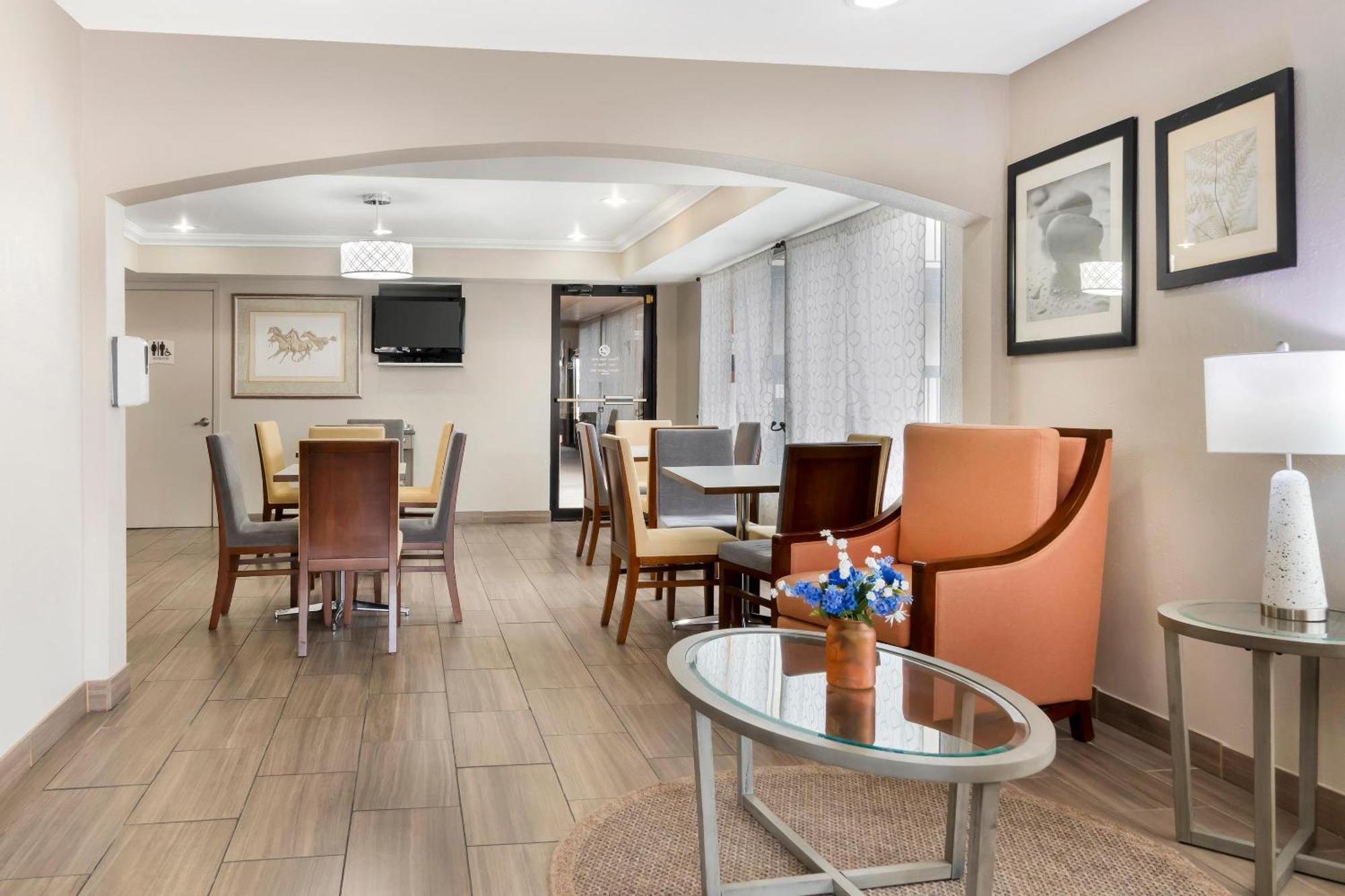 Quality Inn & Suites Decatur Priceville I-65 Екстериор снимка
